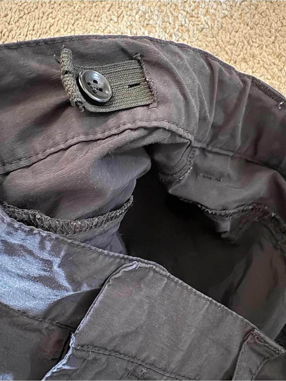 Alo Yoga Black Blaze Wide Leg Cargo Pants Women’s size 26
